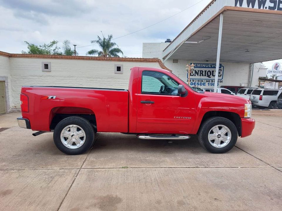 Chevrolet Cheyenne Cheyenne LT 2013