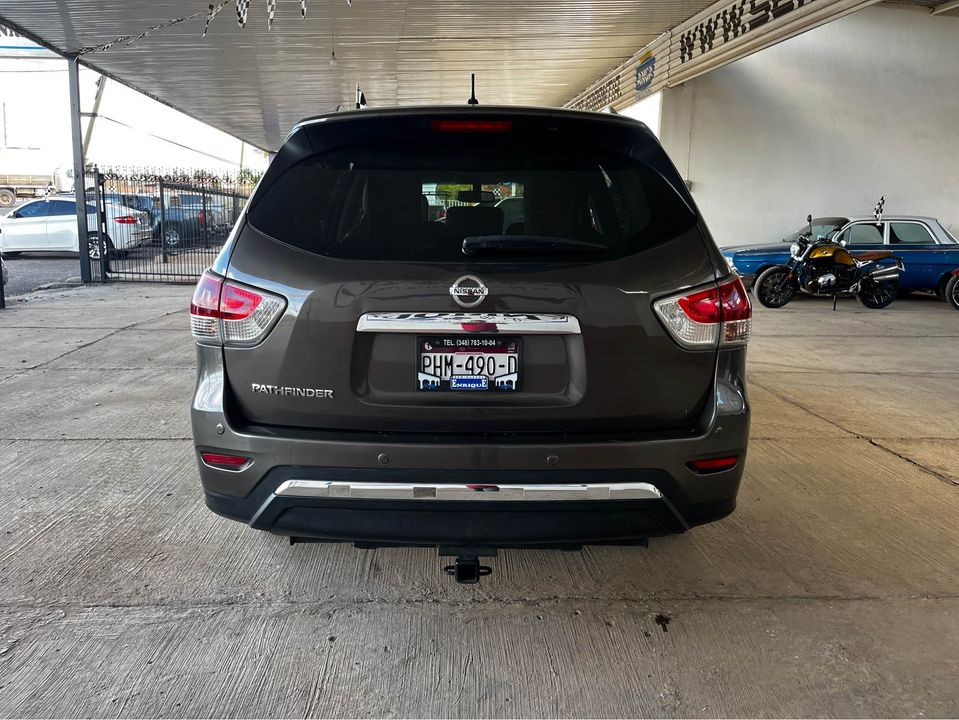 Nissan Pathfinder Advance 2016