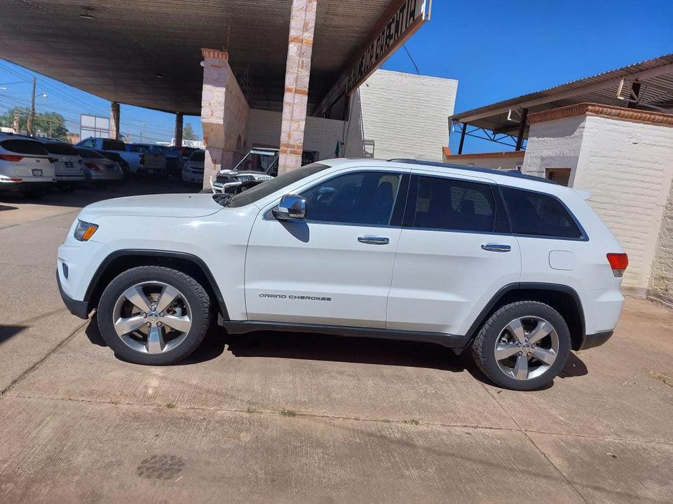 Jeep Grand Cherokee Límited Lujo 2015