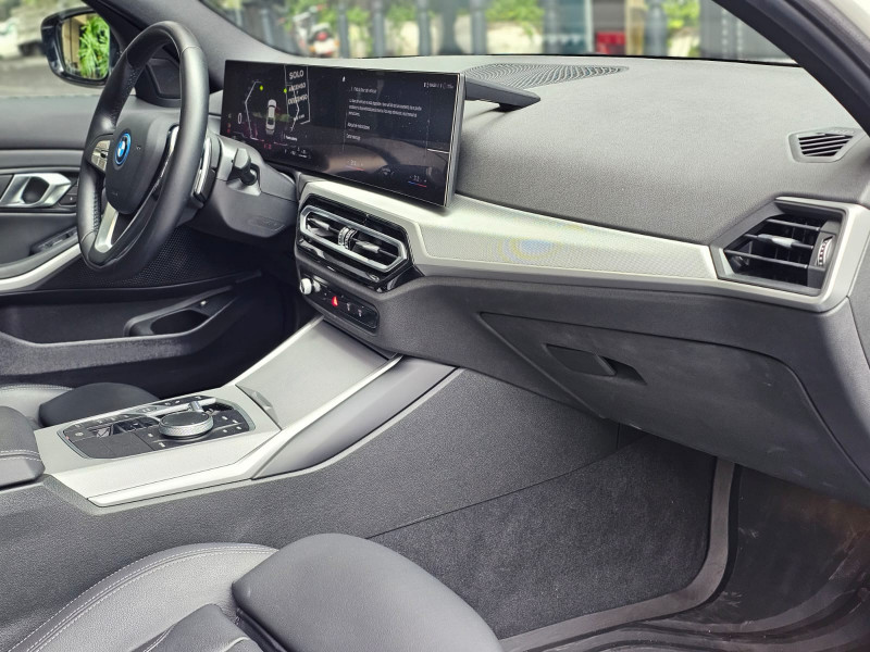 BMW Serie 3 330e PHEV 2023