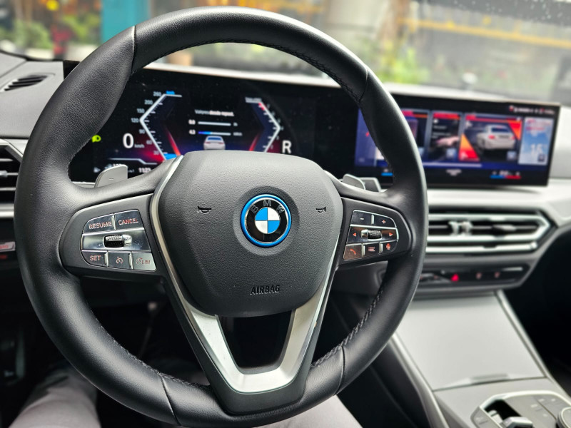 BMW Serie 3 330e PHEV 2023