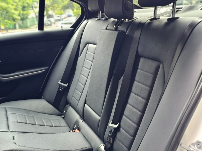 BMW Serie 3 330e PHEV 2023
