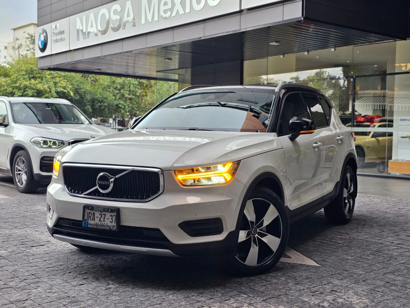 Volvo XC40 T4 Momentum 2019