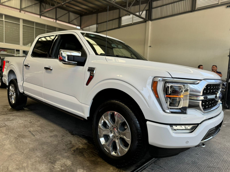 Ford Lobo Crew Cab Platinum Eoboost 2023