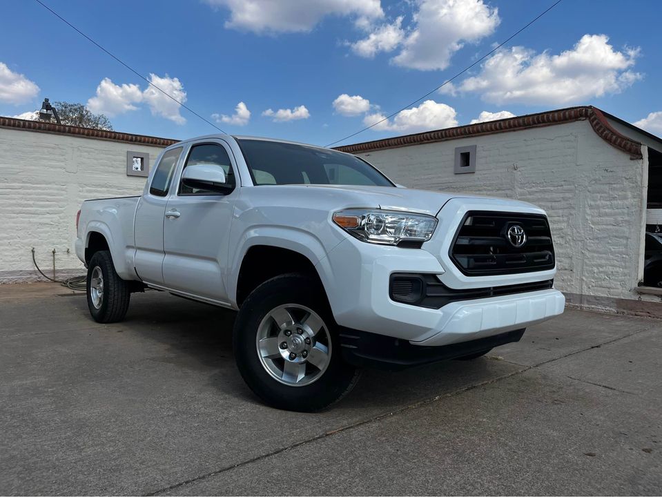 Toyota Tacoma SUPER CAB 2017