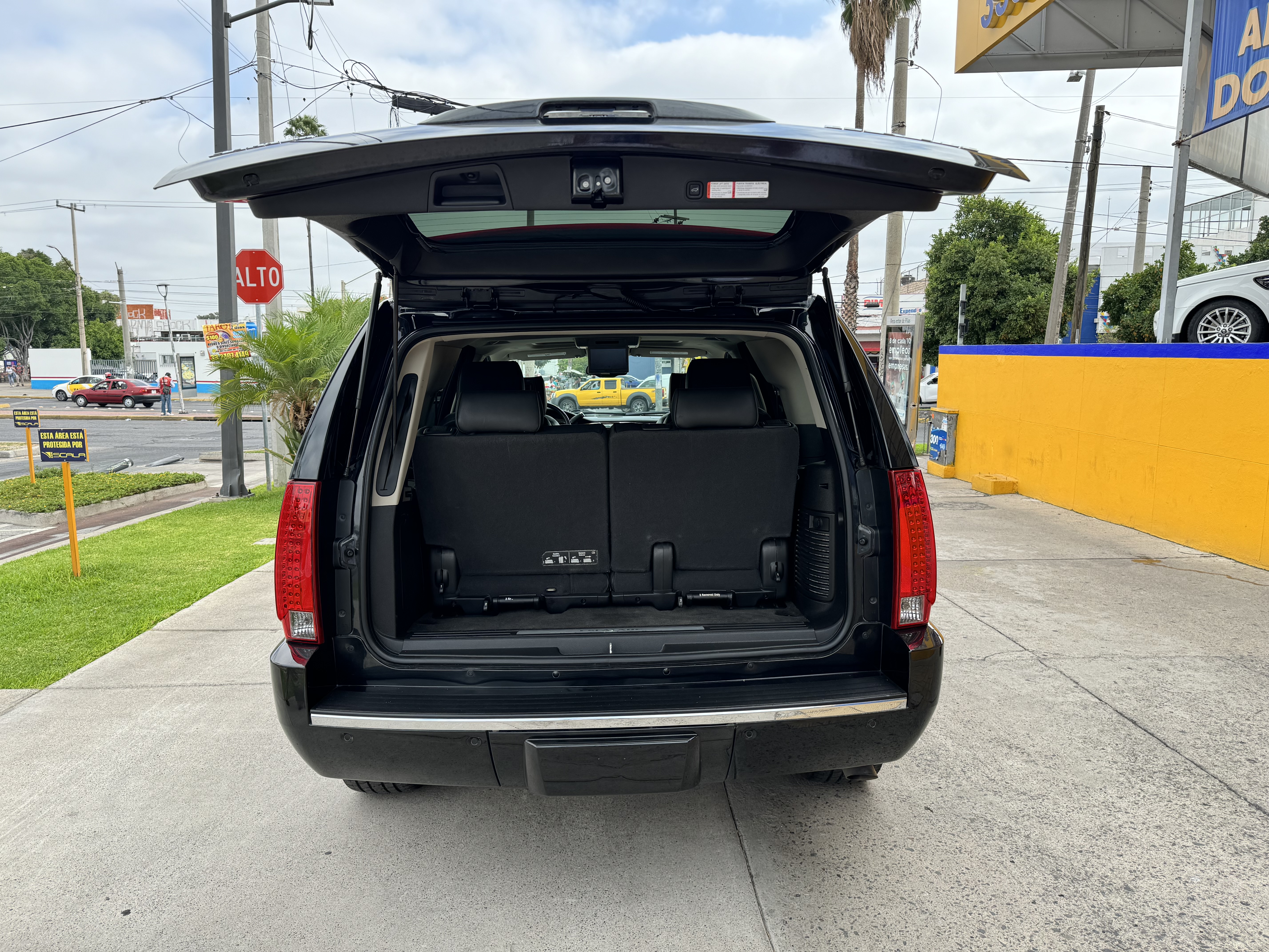 Cadillac Escalade Platinum 2013