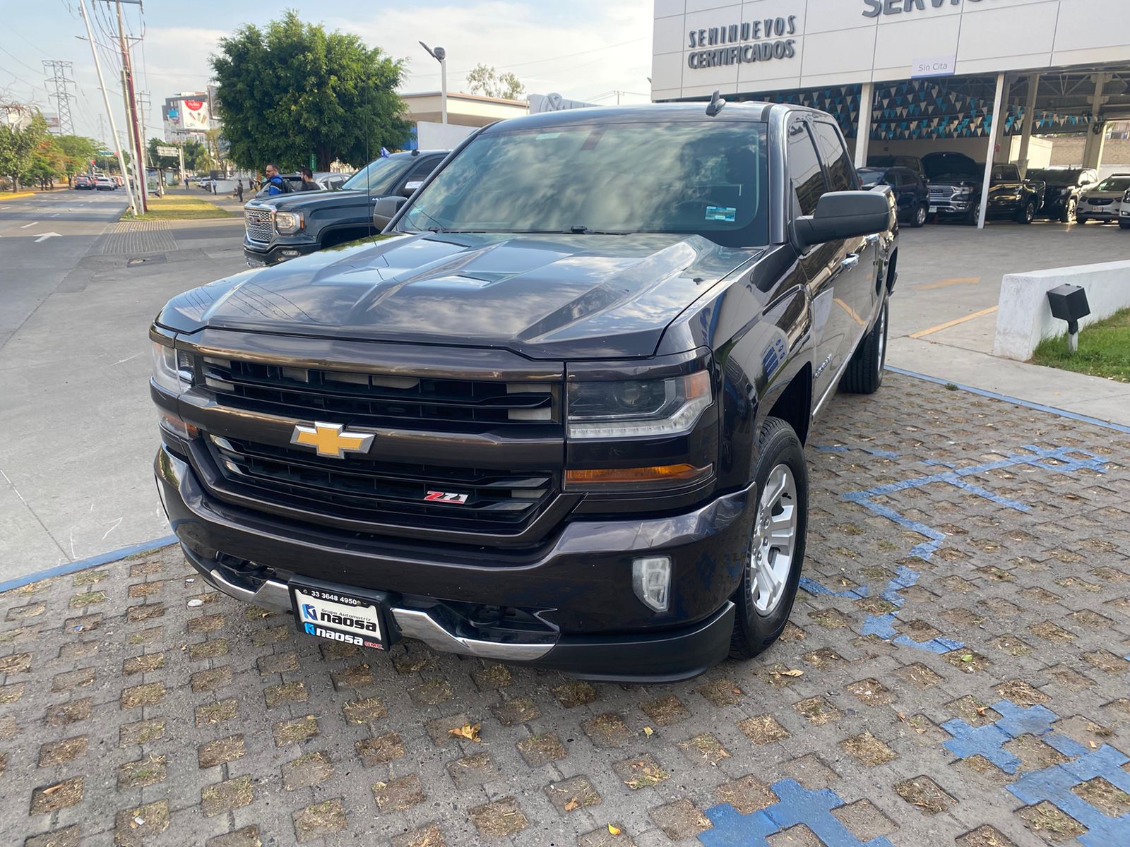 Chevrolet Cheyenne Cheyenne LT Crew Cab. 2016