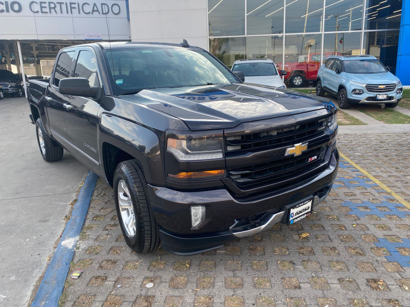 Chevrolet Cheyenne Cheyenne LT Crew Cab. 2016