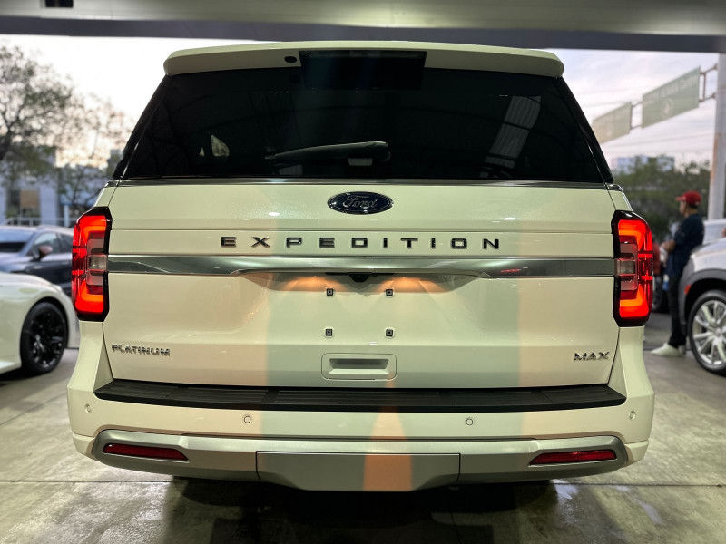 Ford Expeditión Platinum Max 2022