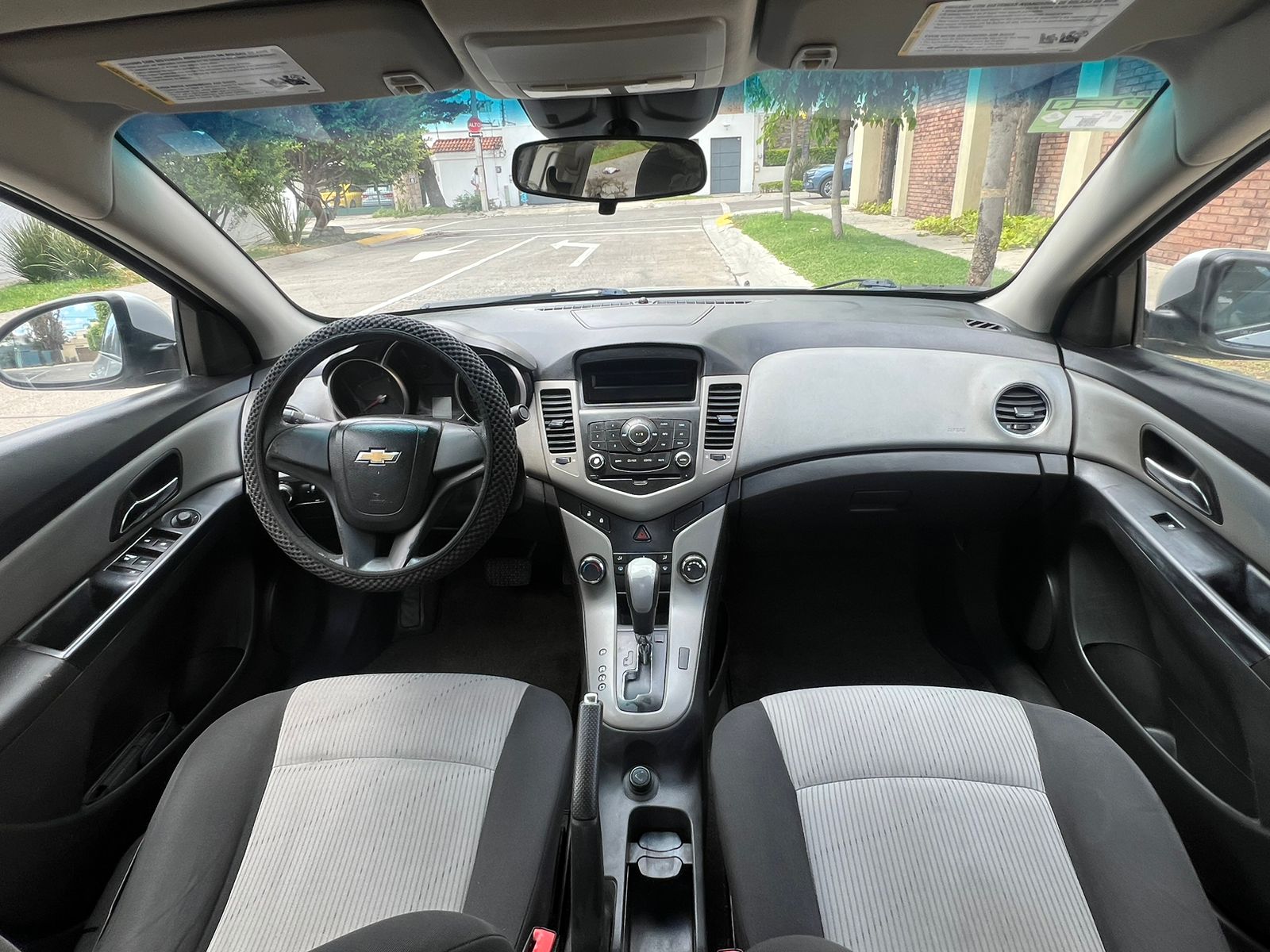 Chevrolet Cruze LS 2011