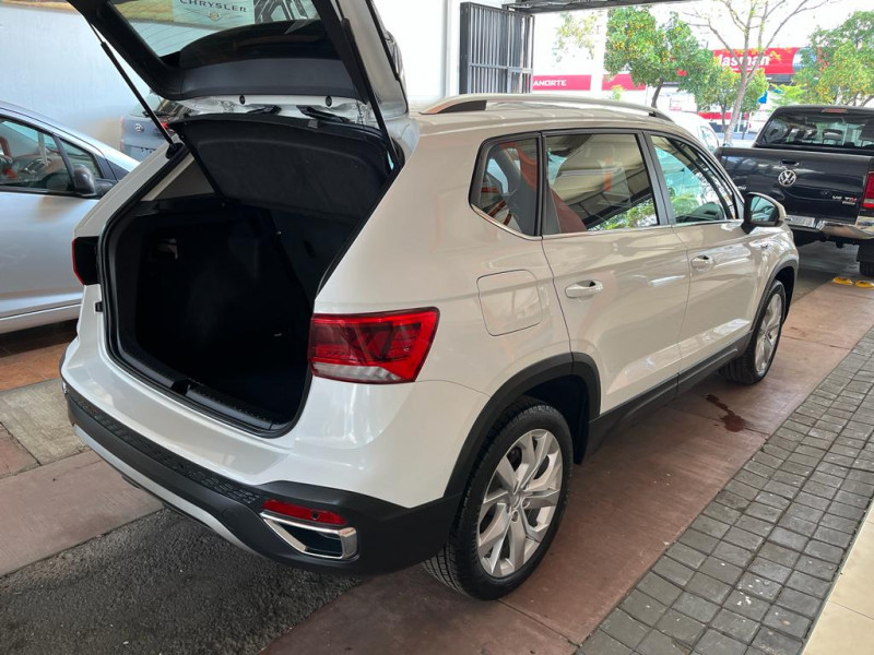 Volkswagen Taos Comfortline 2021