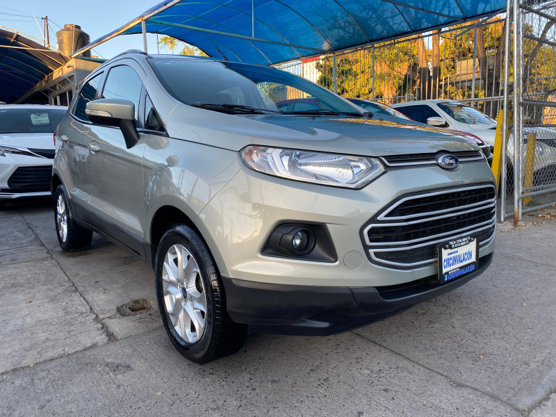 Ford EcoSport Trend 2015