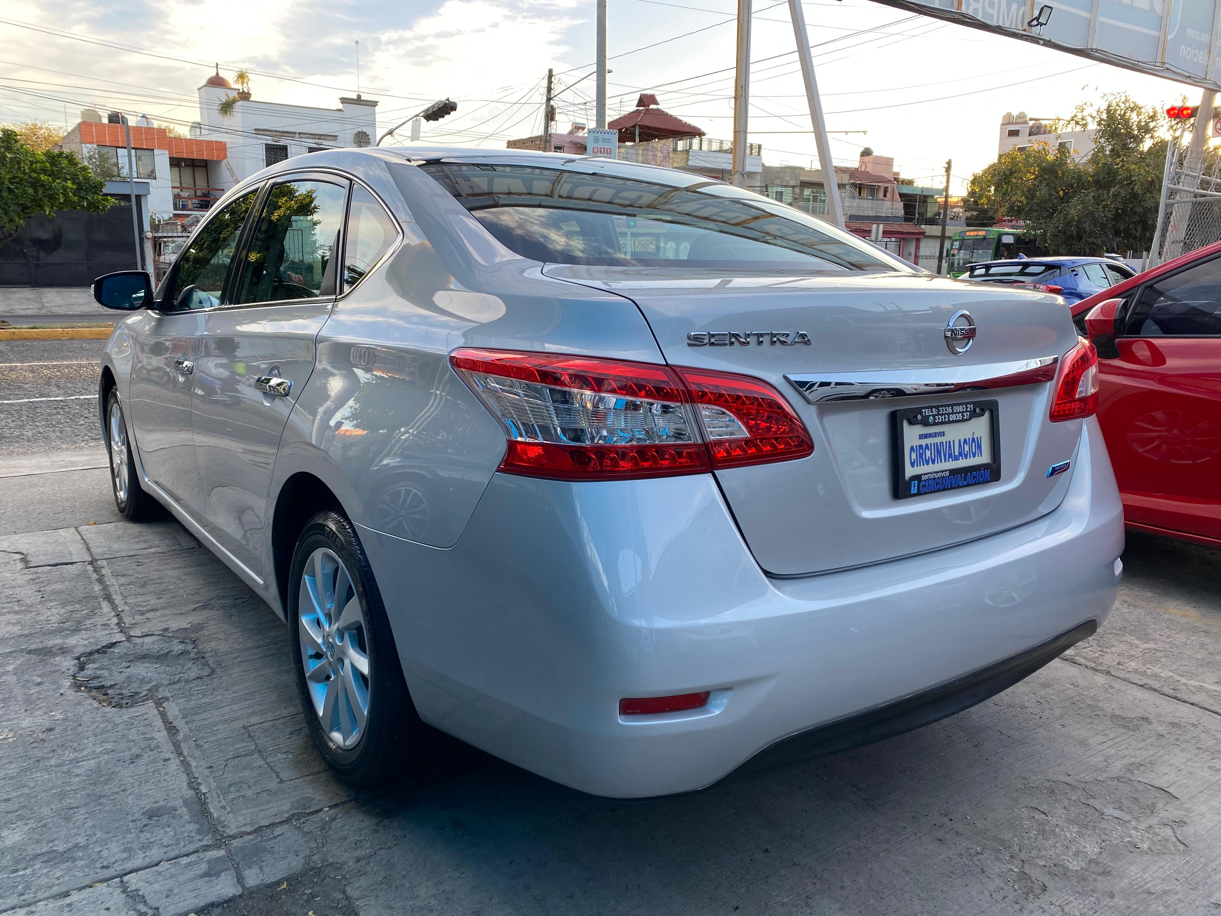 Nissan Sentra Advance 2016