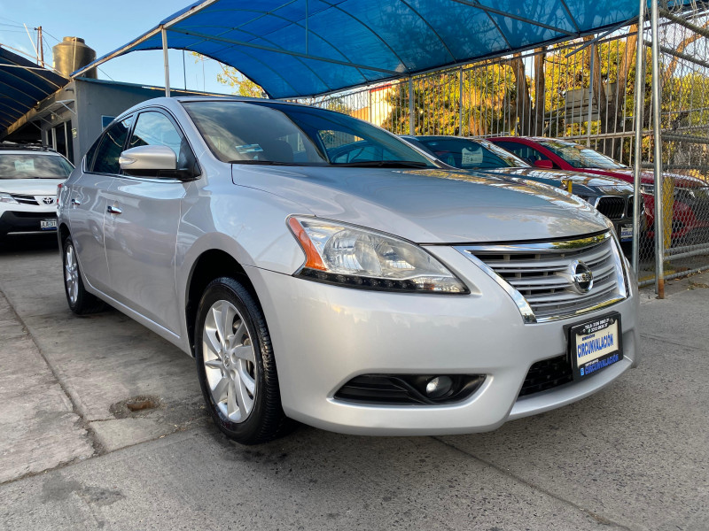 Nissan Sentra Advance 2016