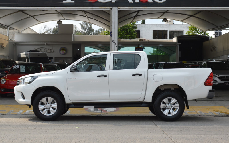 Toyota Hilux SR Doble Cabina 2019