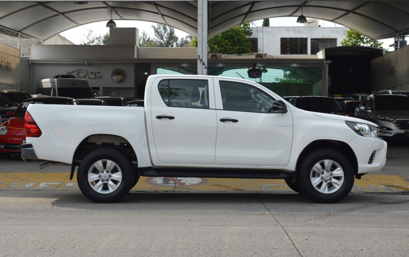 Toyota Hilux SR Doble Cabina 2019