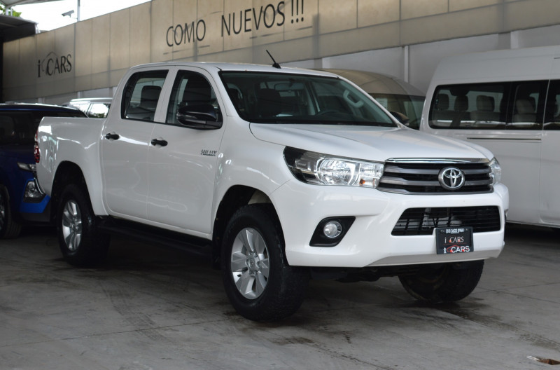 Toyota Hilux SR Doble Cabina 2019