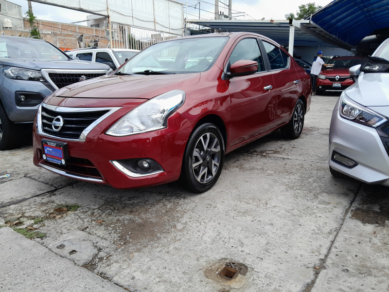 Nissan Versa Exclusive 2018