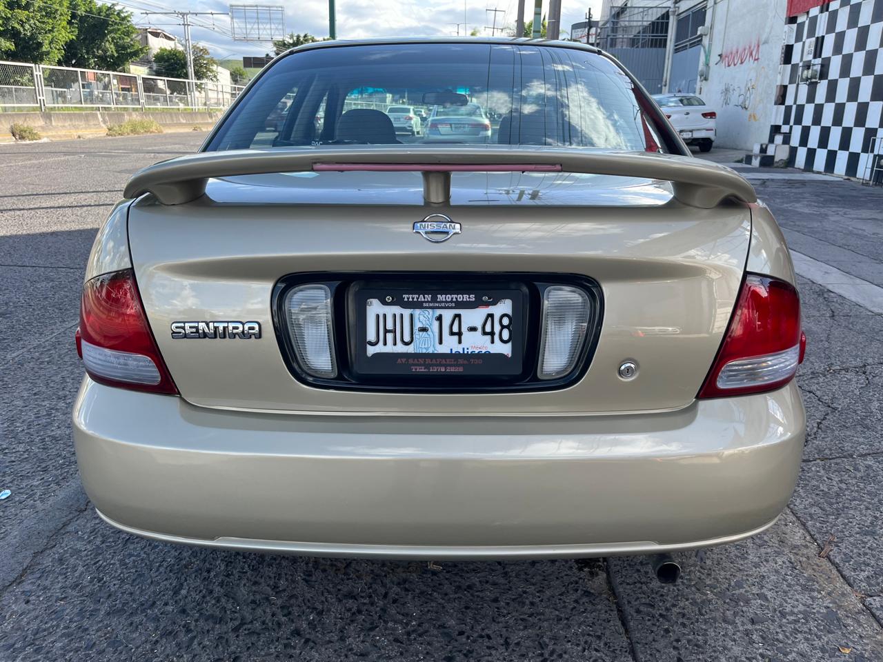 Nissan Sentra GXE 2002