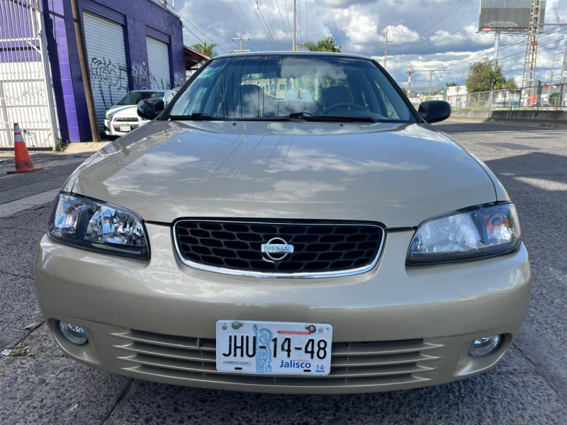 Nissan Sentra GXE 2002