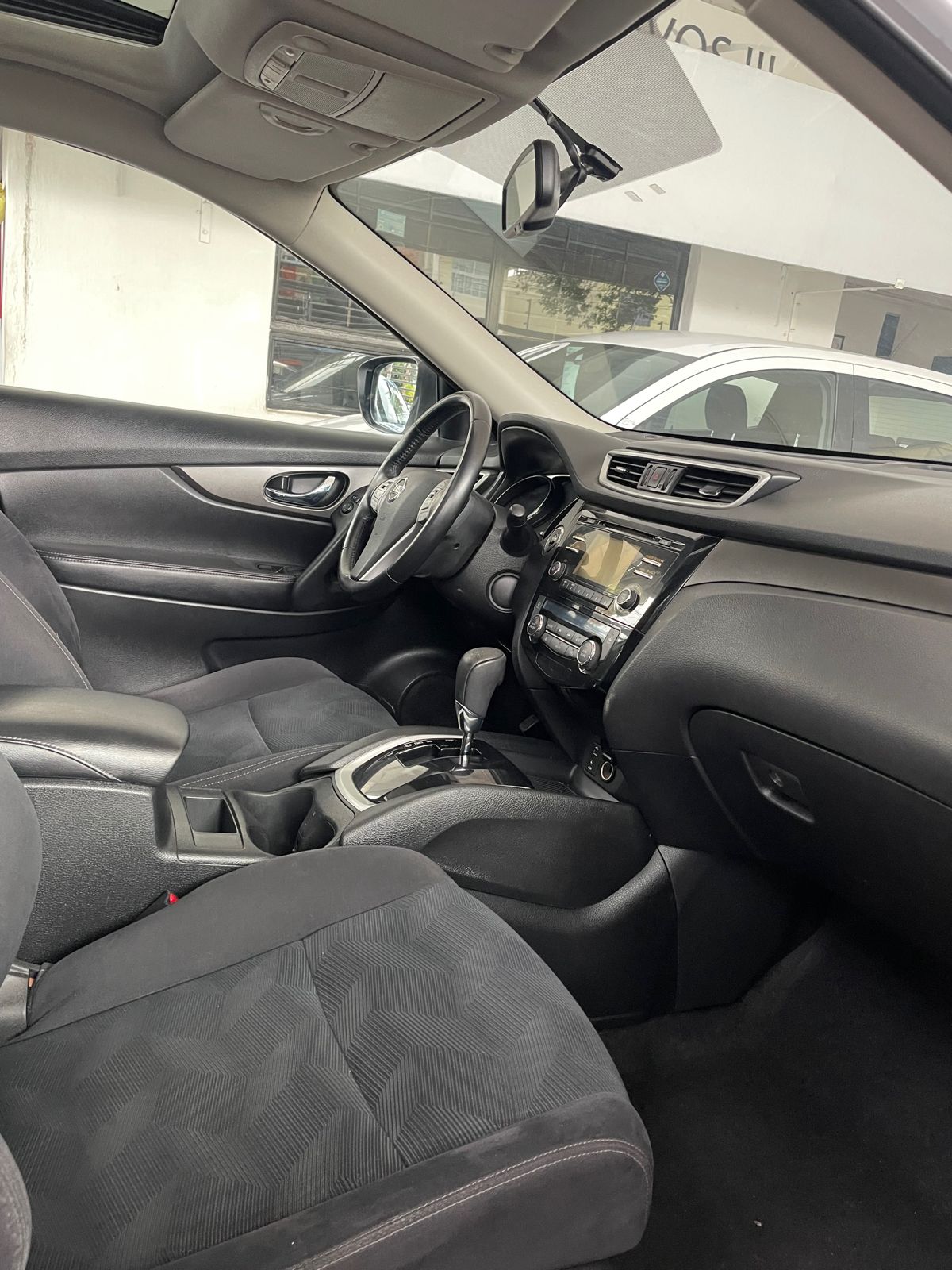 Nissan X-Trail Advance 2015