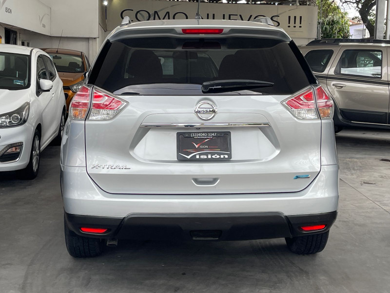 Nissan X-Trail Advance 2015