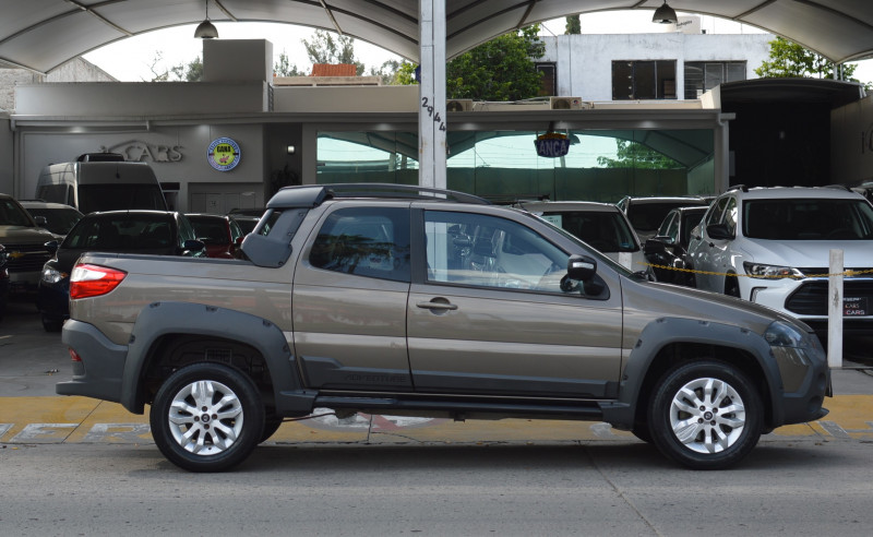Dodge Ram 700 Cabina Extendida Adventure 2017