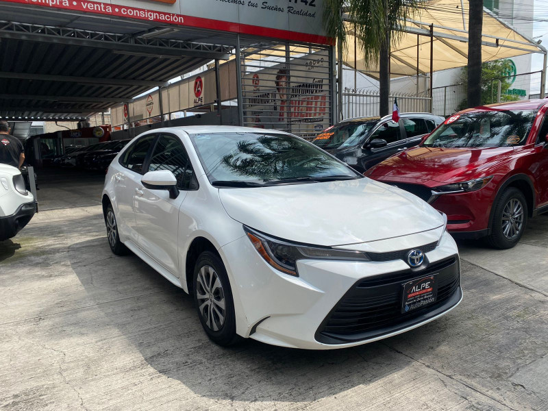 Toyota Corolla LE HYBRID 2023