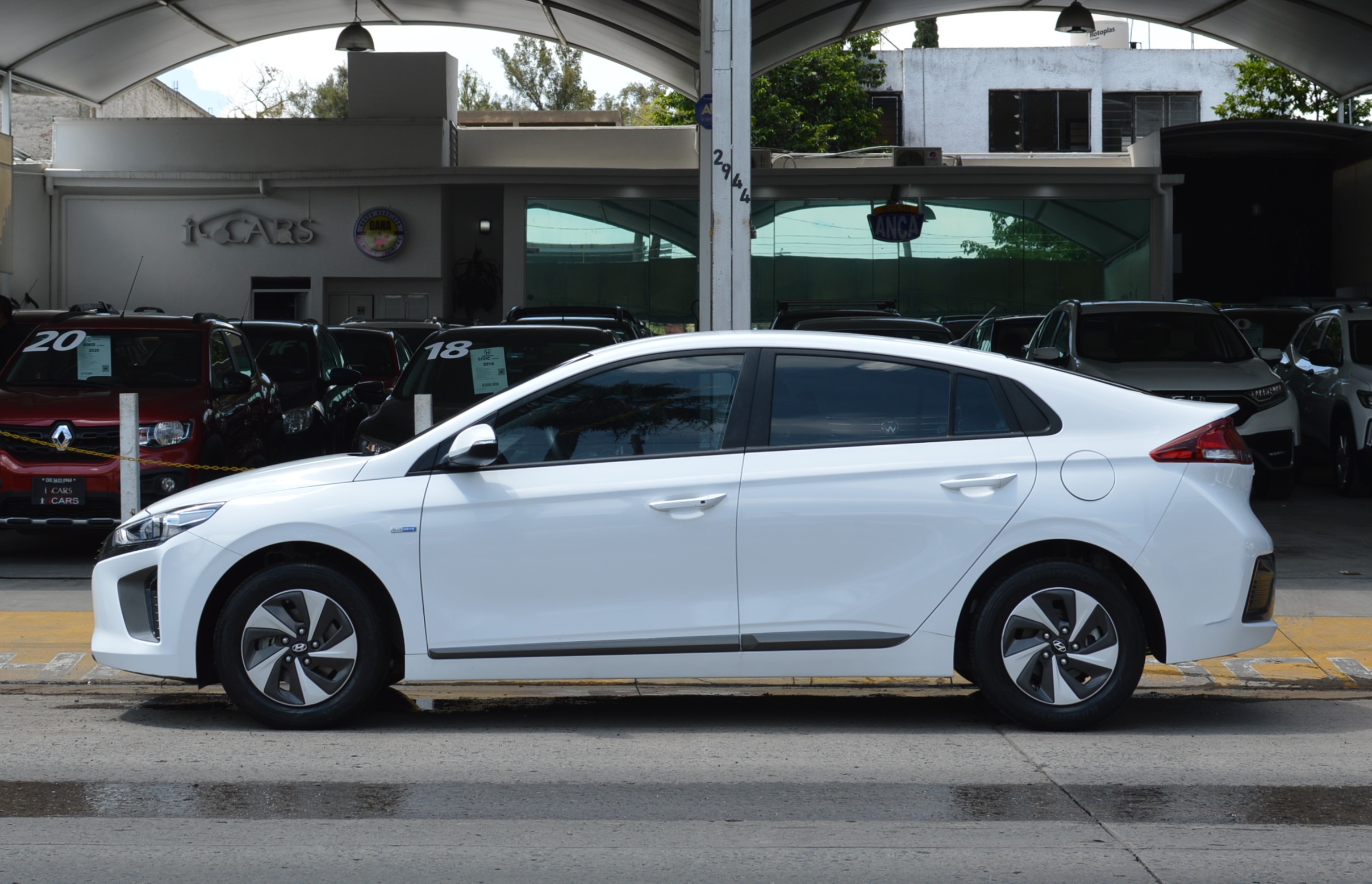 Hyundai Ioniq GLS Premium Híbrido 2019