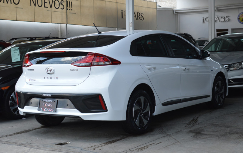 Hyundai Ioniq GLS Premium Híbrido 2019