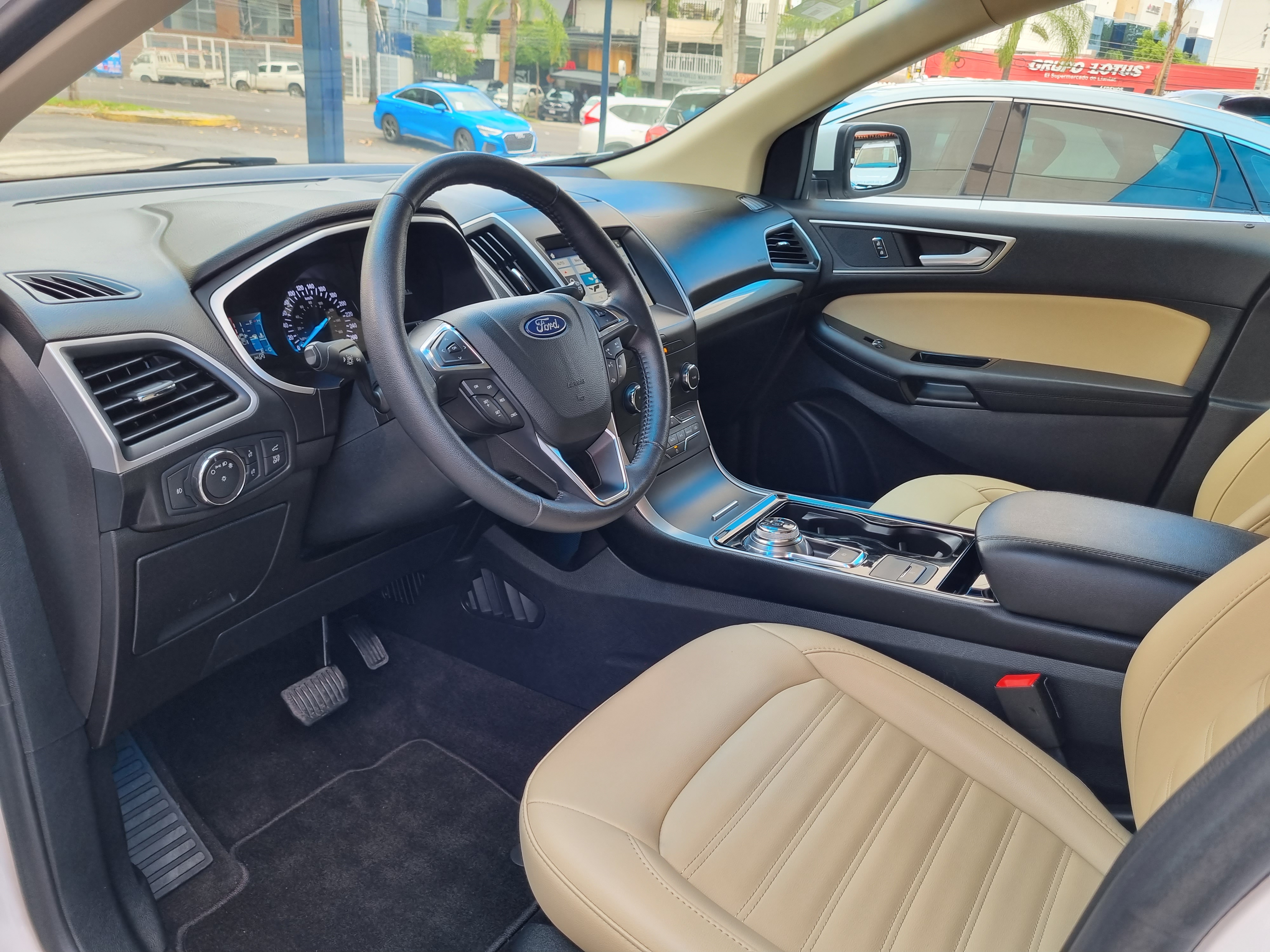 Ford Edge SEL Plus 2019