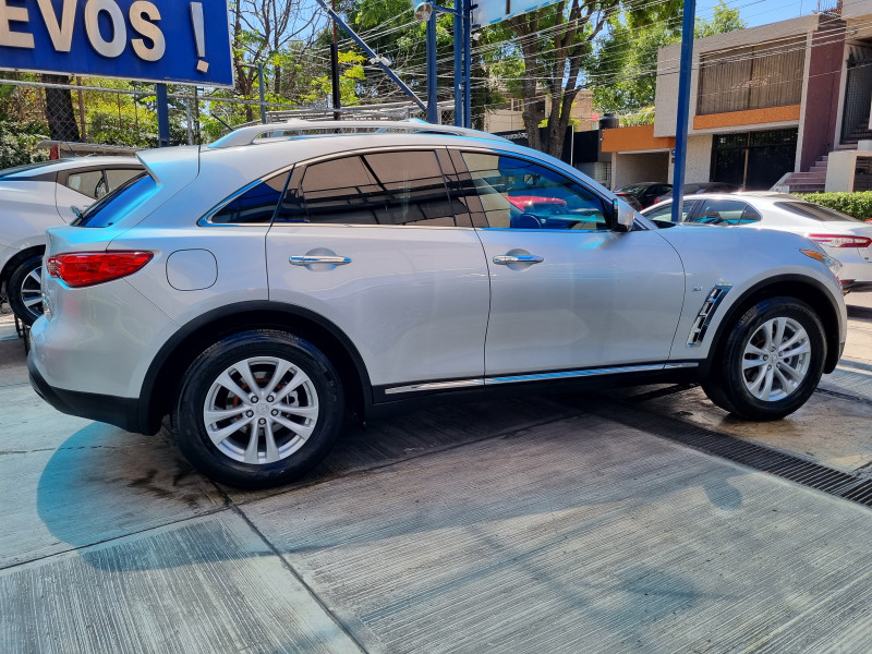 Infiniti QX70 QX70 2014