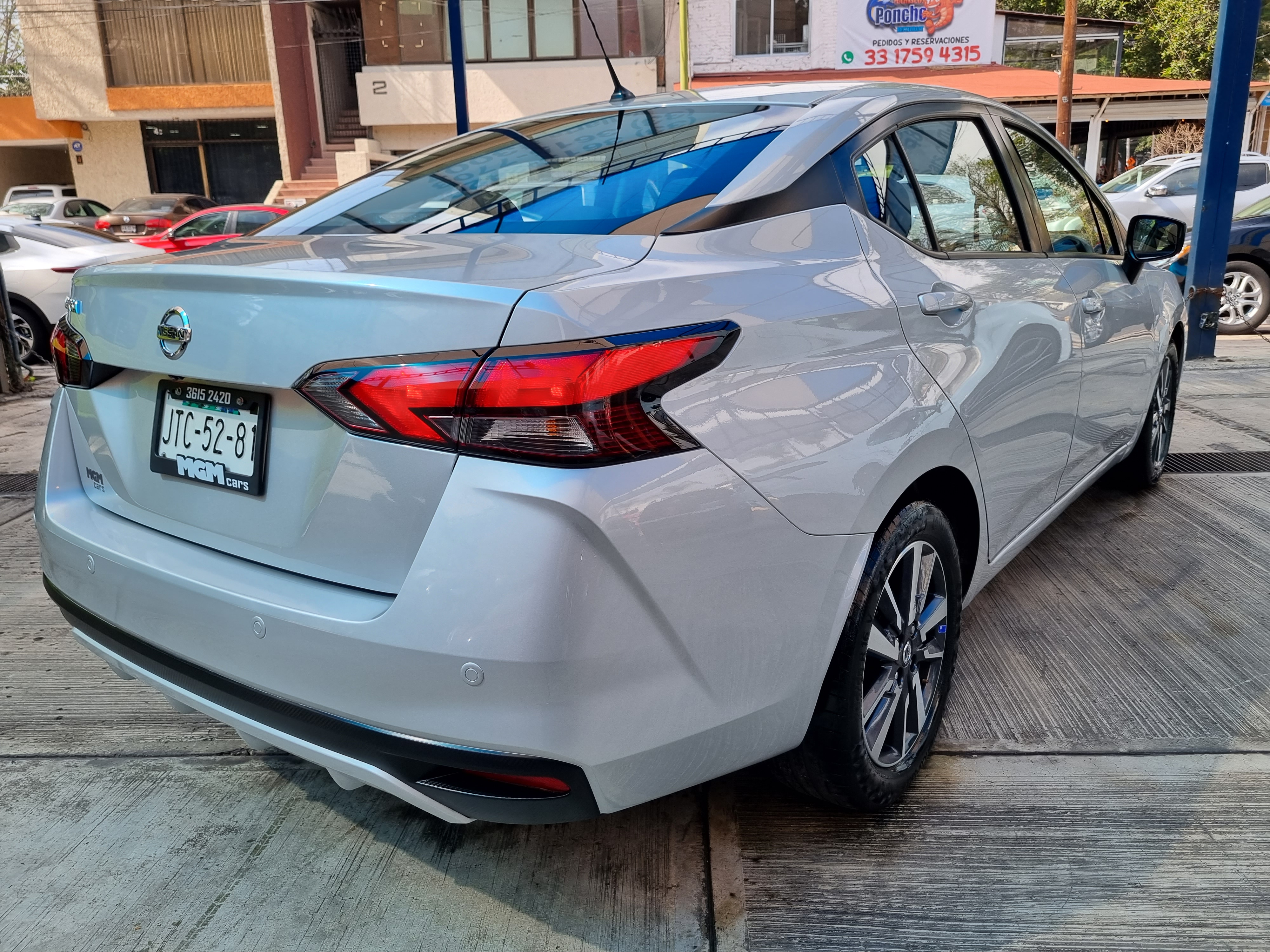 Nissan Versa Advance 2022