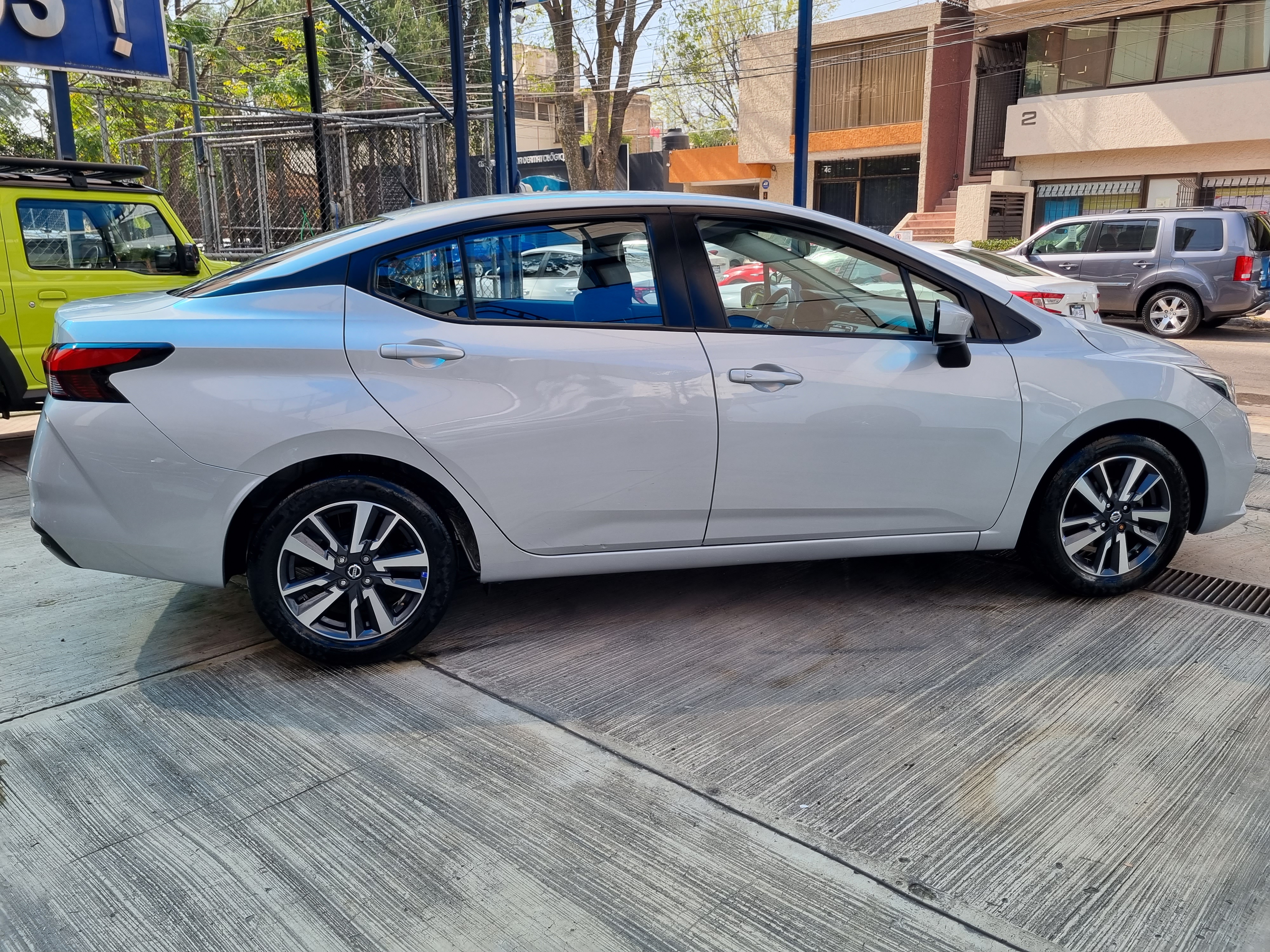 Nissan Versa Advance 2022