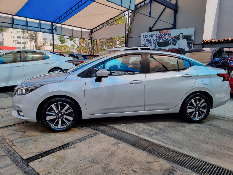 Nissan Versa Advance 2022