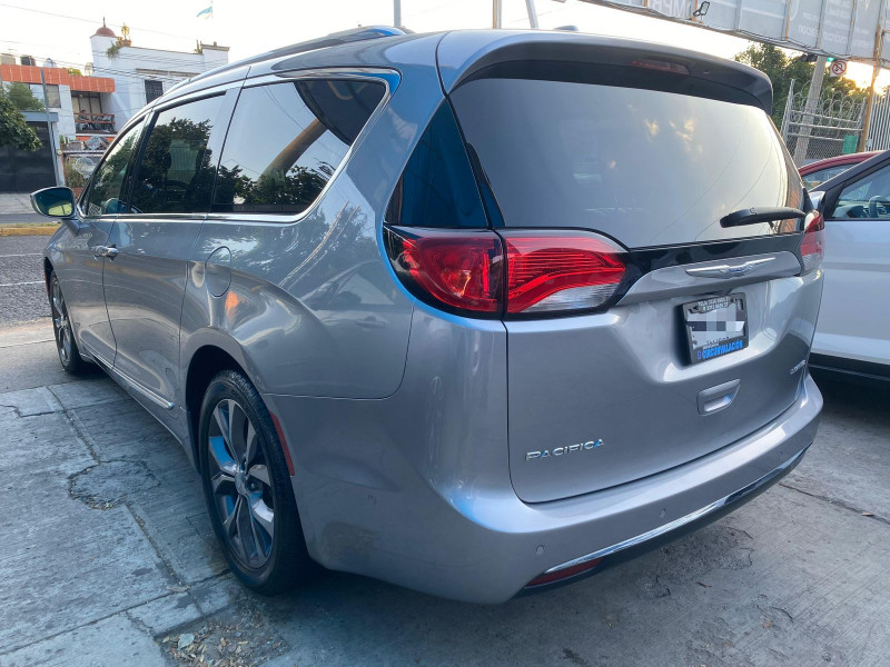 Chrysler Pacifica Limited Platinum 2018