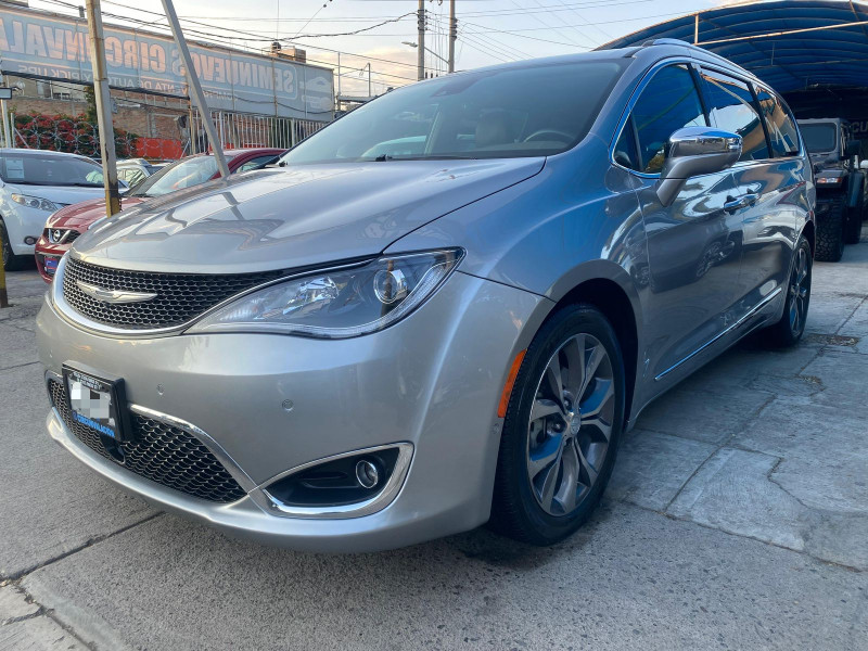 Chrysler Pacifica Limited Platinum 2018