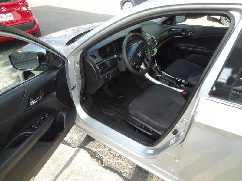 Honda Accord 2015 SPORT Automático Plata