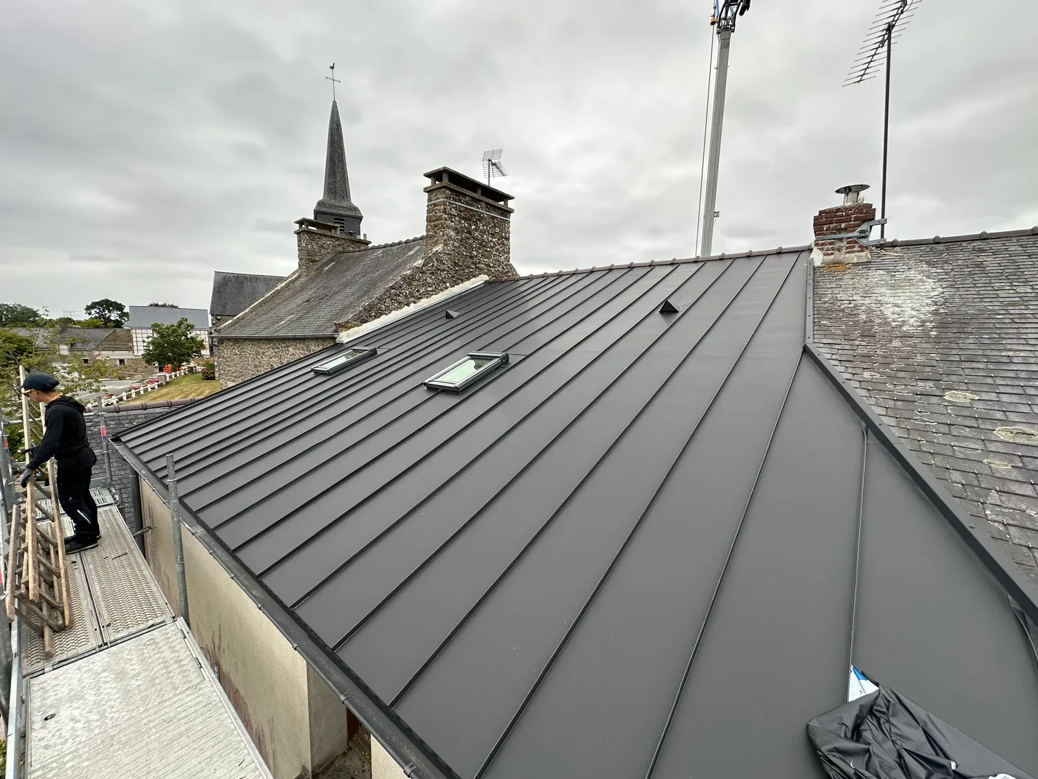 Travaux de toiture réalisés par Solutions Couverture
