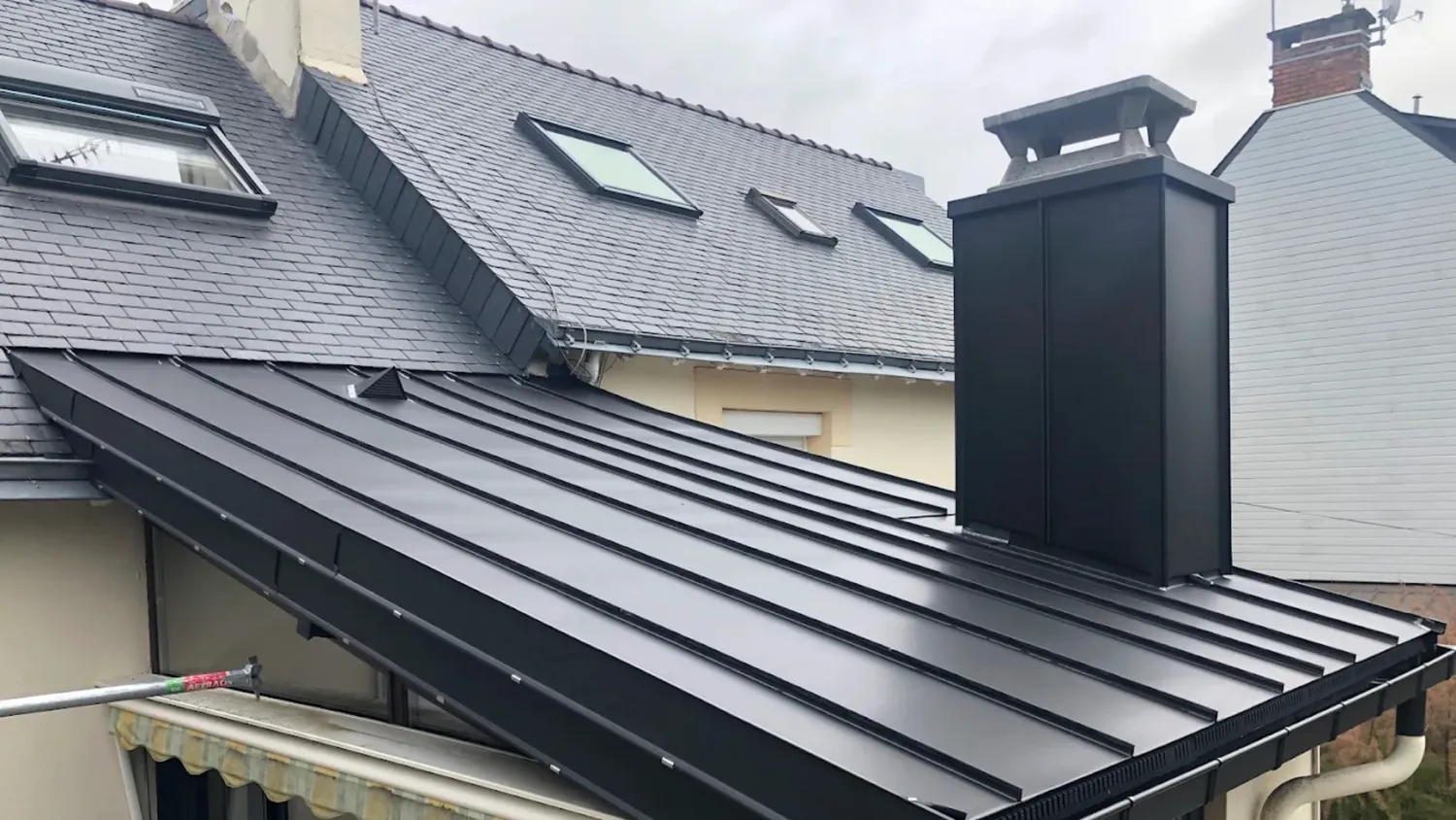 Travaux de toiture réalisés par Solutions Couverture
