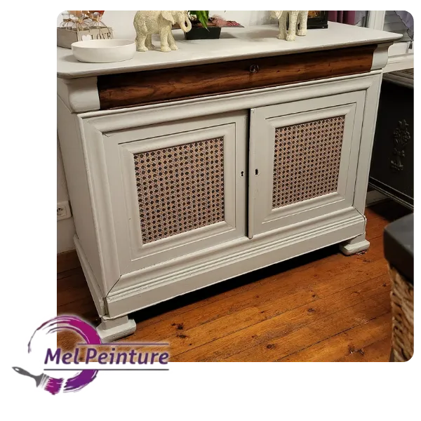 Photo d'un meuble repeint