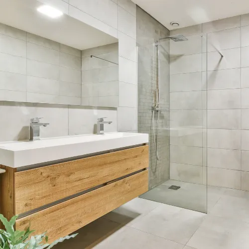 Alliance Services - Professionnel au travail