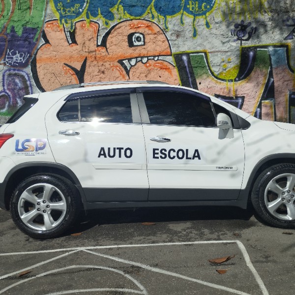 Chevrolet Tracker - categoria B