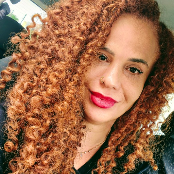 ERICA PEREIRA LIMA, instrutor de direção em Curitiba, PR