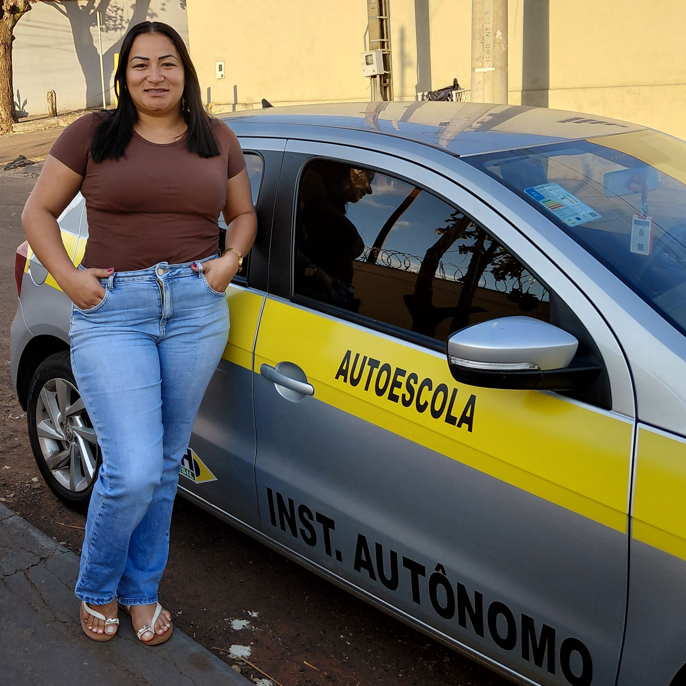 Hesrray da cruz araujo , instrutor de direção em Rio Verde, GO
