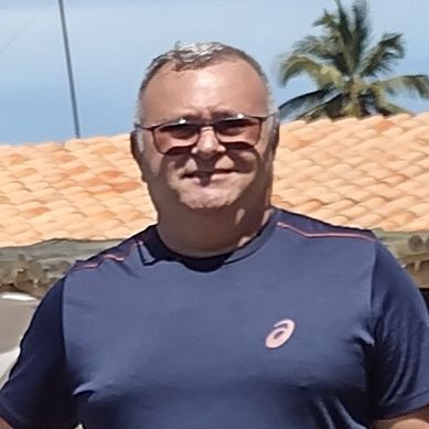 LAURINDO NOGUEIRA DE MELO, instrutor de direção em Santa Rita, PB