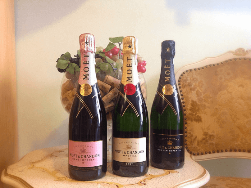Moet & Chandon Rose Imperial Sparkling Wine Champagne, France