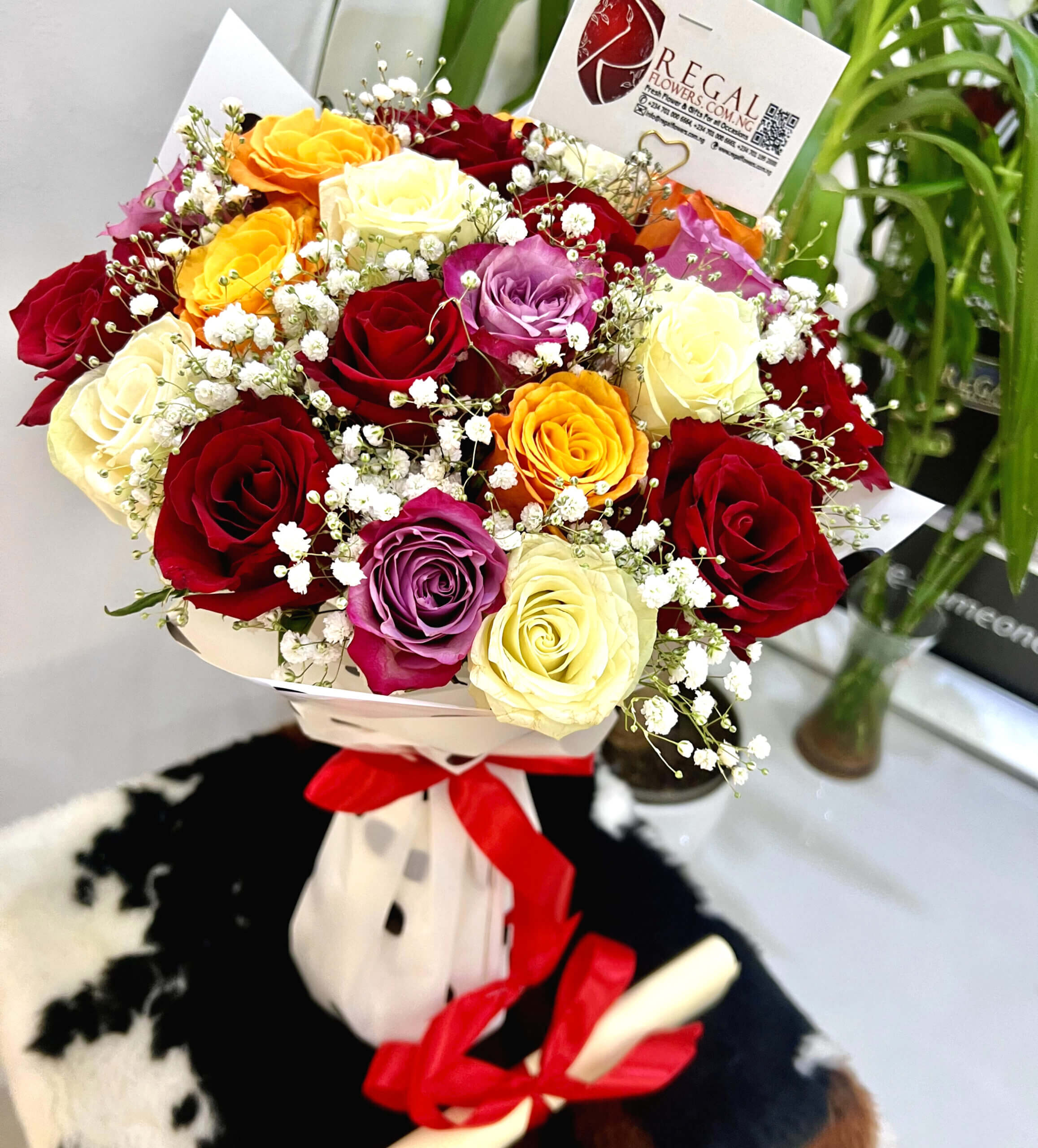 Red Rose Bouquet - Million Flowers