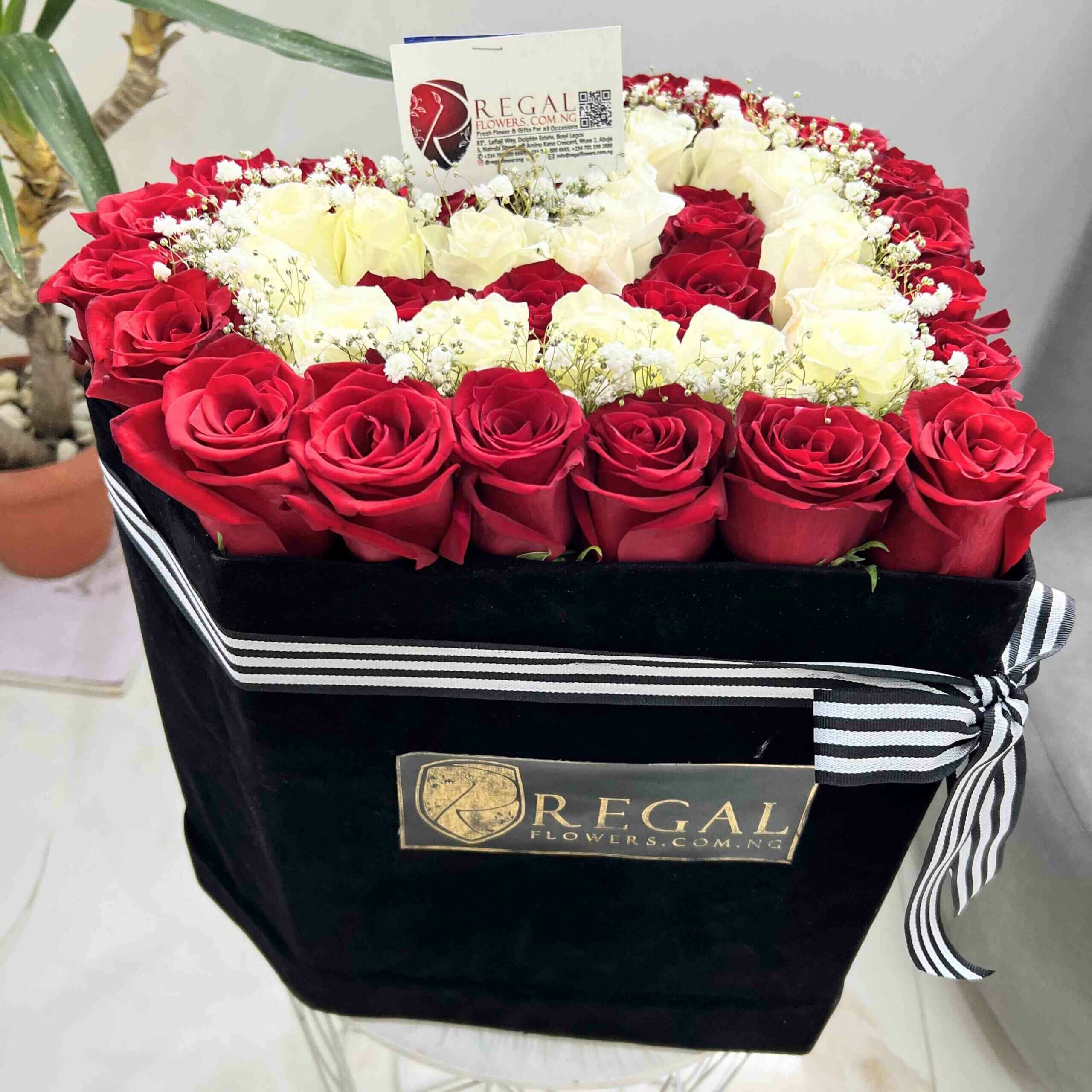 RegalFlowers Mon Couer, Red Roses and White Rose with Million Stars