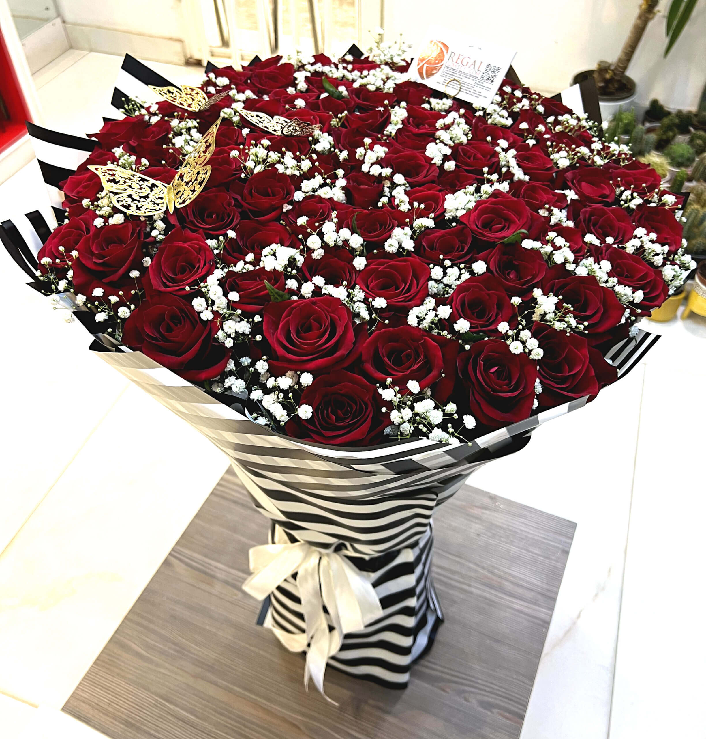 REd Roses and Million stars Bouquet2